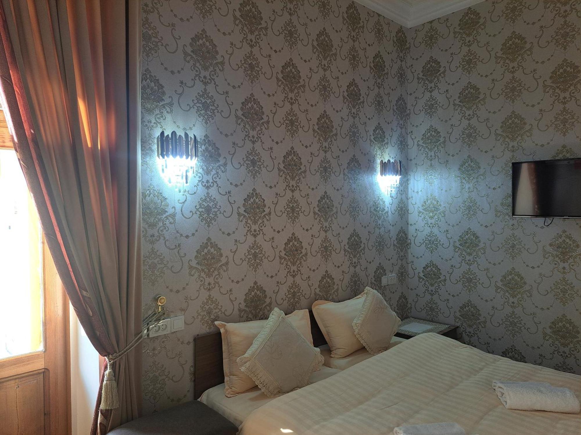 Royal Lux Guest House サマルカンド エクステリア 写真